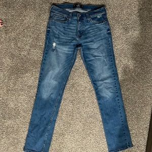 Hollister jeans! Like new!